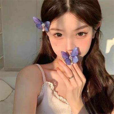 流浪汉与小灵精 封面